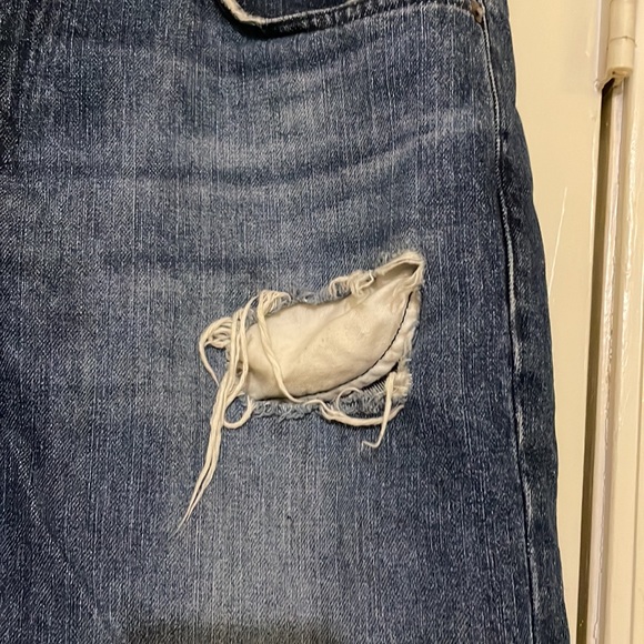 Mens J brand jeans shorts. Size 32. - Picture 5 of 10